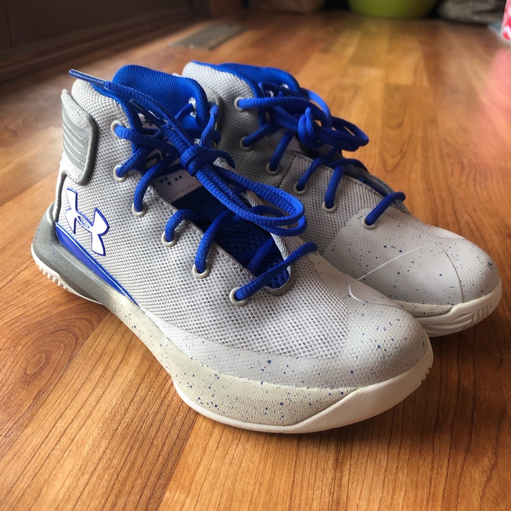 Boys Under Armour Basketball Tennis Sneaker Shoes